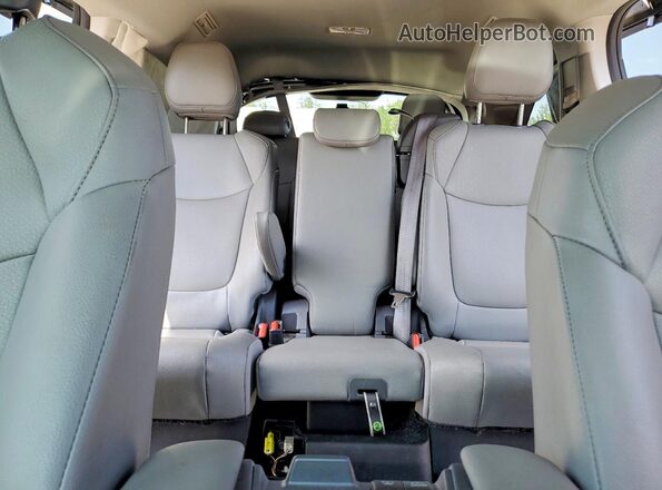 5TDJRKEC2RS187180 2024 TOYOTA SIENNA Black Rear seats view
