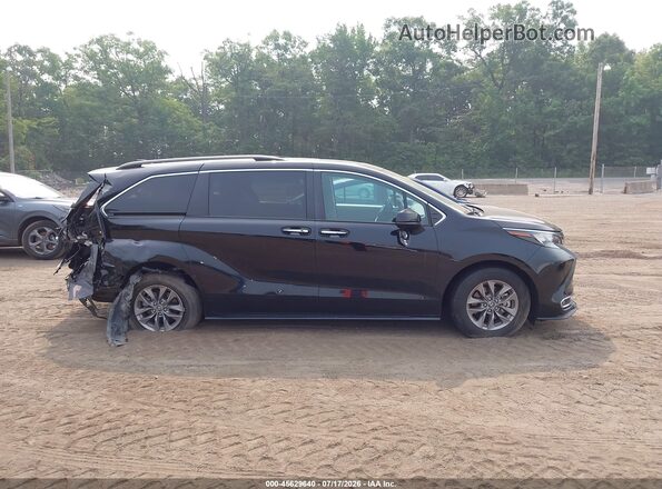 5TDJRKEC2RS203930 2024 TOYOTA SIENNA Black Вид задньої частини салону
