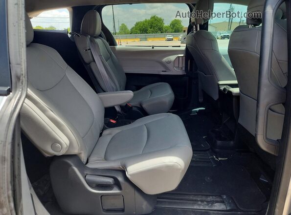 5TDJRKEC2SS275684 2025 TOYOTA SIENNA Gray Սալոնի հետևի տեսք