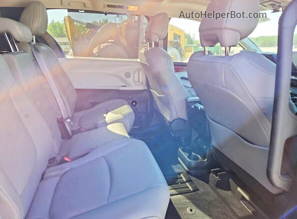 5TDJRKEC3SS288105 2025 TOYOTA SIENNA Red Widok wnętrza z tyłu