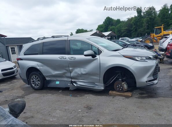 5TDJRKEC4NS081257 2022 TOYOTA SIENNA Silver Vista interior de 360 grados