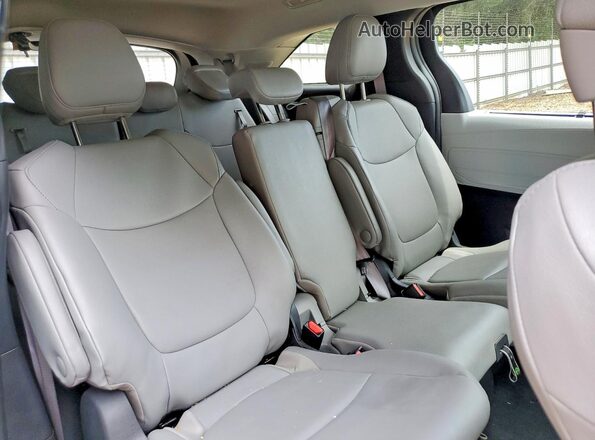 5TDJRKEC4SS244663 2025 TOYOTA SIENNA Black Widok wnętrza z tyłu
