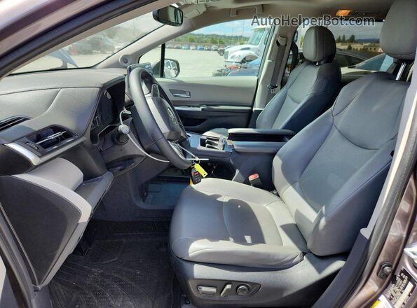 5TDJRKEC5NS101046 2022 TOYOTA SIENNA Gray წინა სალონის ხედი