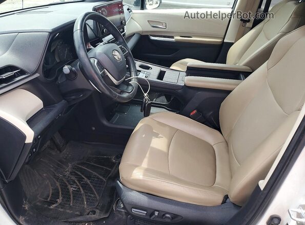 5TDJSKFC5MS026348 2021 TOYOTA SIENNA White Widok wnętrza z przodu