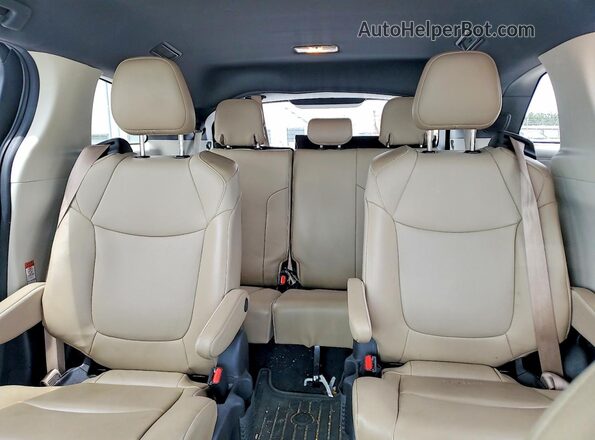 5TDJSKFC5MS026348 2021 TOYOTA SIENNA White Widok tylnych siedzeń