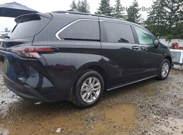 5TDJSKFC7SS186289 2025 TOYOTA SIENNA Black Հետևի աջ