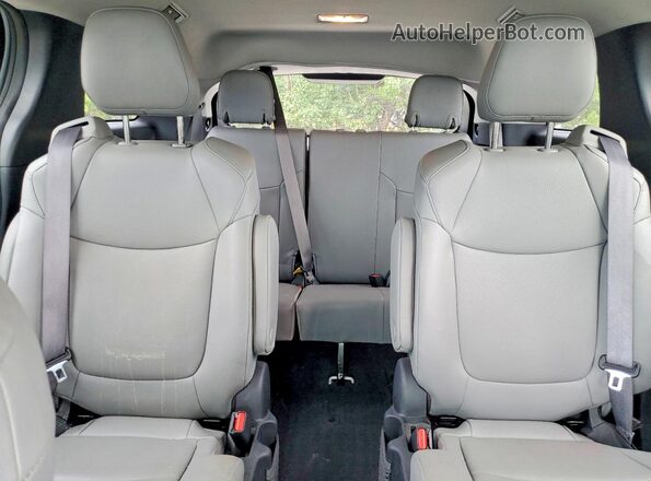 5TDJSKFCXSS155991 2025 TOYOTA SIENNA White Widok tylnych siedzeń