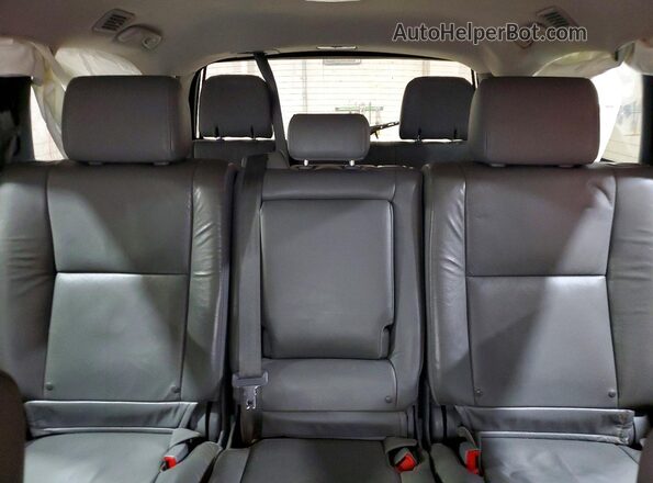5TDJW5G16GS132489 2016 TOYOTA SEQUOIA White Vista de los asientos traseros