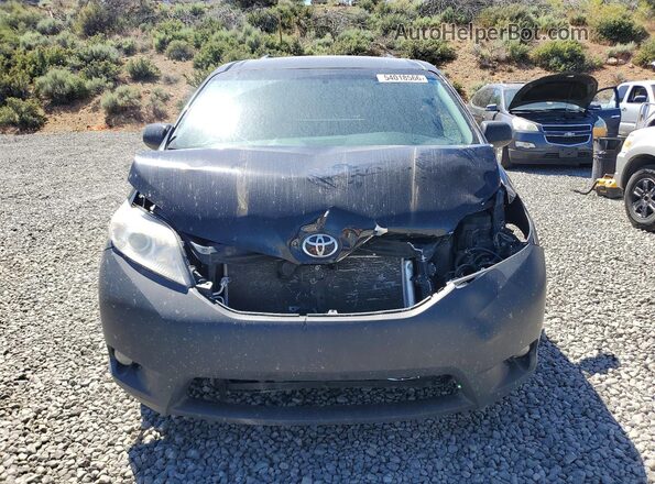 5TDJZ3DC0HS151817 2017 TOYOTA SIENNA Черный Вид спереди