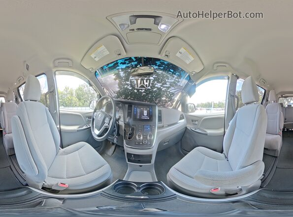 5TDJZ3DC2HS146392 2017 TOYOTA SIENNA Silver Սալոնի 360 աստիճան տեսք