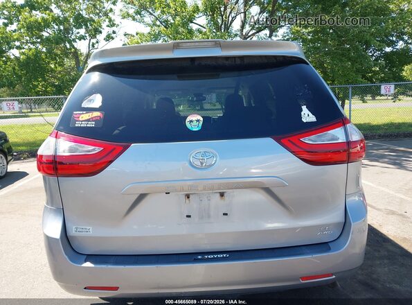 5TDJZ3DC3JS204922 2018 TOYOTA SIENNA Silver 