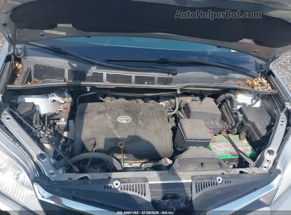 5TDJZ3DC3JS206010 2018 TOYOTA SIENNA Gray Вид ззаду