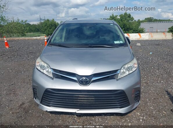5TDJZ3DC3JS206010 2018 TOYOTA SIENNA Gray Вид щитка приладів