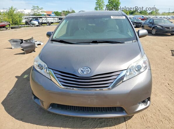 5TDJZ3DC5HS153918 2017 TOYOTA SIENNA Gray Vista frontal