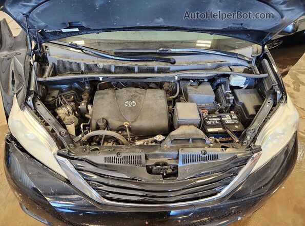 5TDJZ3DC6HS166404 2017 TOYOTA SIENNA Черный Вид задней части салона