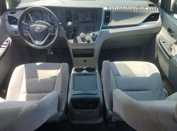 5TDJZ3DC6LS238520 2020 TOYOTA SIENNA Silver Vista del salpicadero