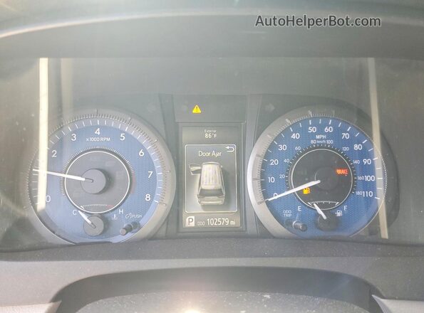5TDJZ3DC6LS238520 2020 TOYOTA SIENNA Silver Vista del cuadro de instrumentos