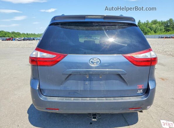 5TDJZ3DC9HS177686 2017 TOYOTA SIENNA Blue Widok z tyłu