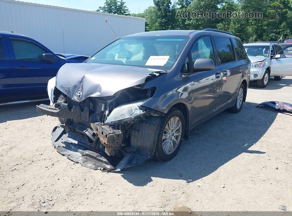 5TDJZ3DCXHS150027 2017 TOYOTA SIENNA Gray Front left