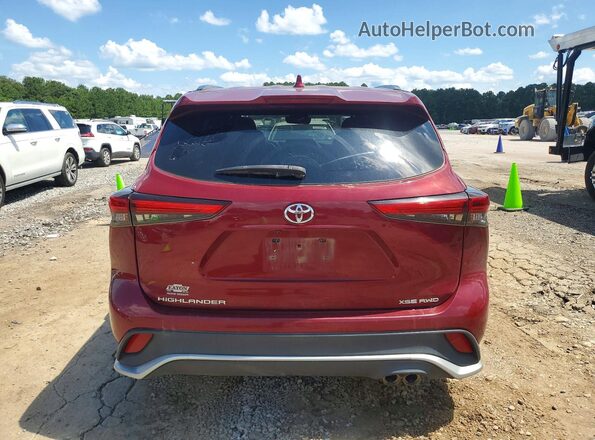5TDJZRBH0MS067654 2021 TOYOTA HIGHLANDER Red უკანა ხედი