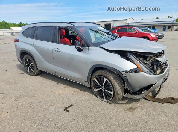 5TDJZRBHXMS157104 2021 TOYOTA HIGHLANDER Серебряный Передняя правая четверть