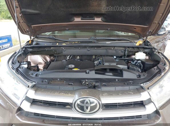 5TDJZRFH0HS374600 2017 TOYOTA HIGHLANDER Brown Widok z tyłu