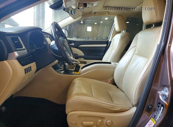 5TDJZRFH0HS376783 2017 TOYOTA HIGHLANDER Желто-коричневый Вид салона спереди