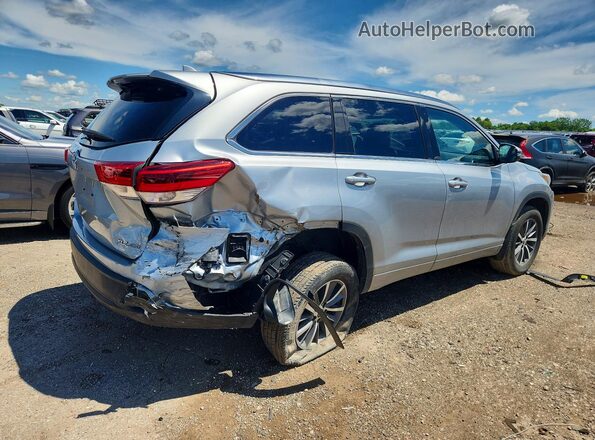 5TDJZRFH0HS508974 2017 TOYOTA HIGHLANDER Silver Задня права чверть