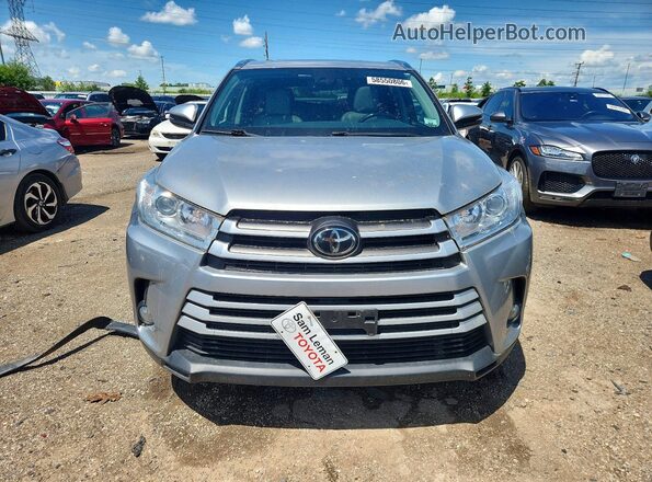 5TDJZRFH0HS508974 2017 TOYOTA HIGHLANDER Silver Вид спереду
