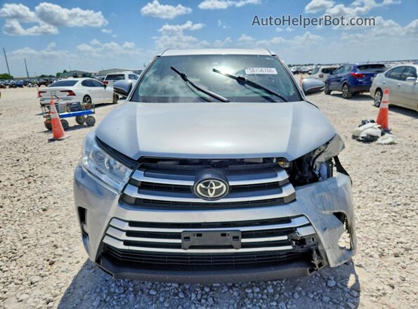 5TDJZRFH0JS526798 2018 TOYOTA HIGHLANDER Silver Vista frontal