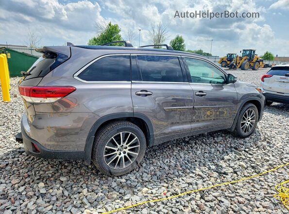 5TDJZRFH0JS544119 2018 TOYOTA HIGHLANDER Gray Rear right