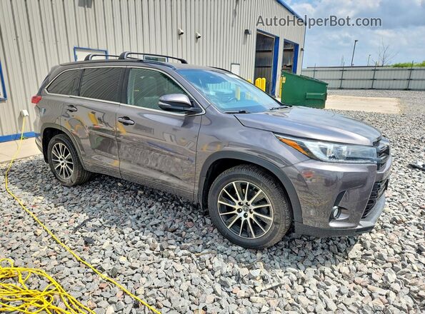 5TDJZRFH0JS544119 2018 TOYOTA HIGHLANDER Gray Front right