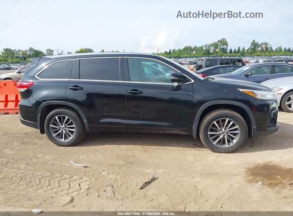 5TDJZRFH0JS546730 2018 TOYOTA HIGHLANDER Black Вид задньої частини салону