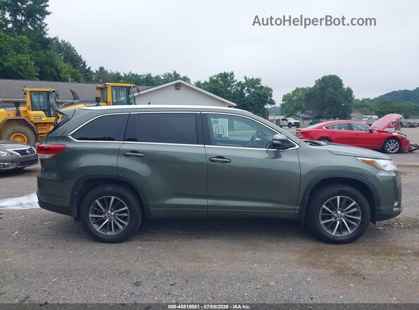 5TDJZRFH0JS866596 2018 TOYOTA HIGHLANDER Green Widok wnętrza 360 stopni