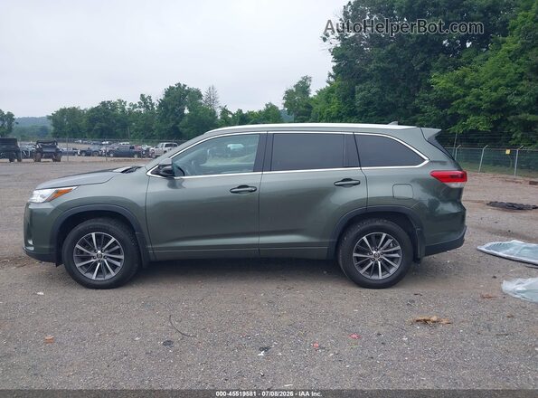 5TDJZRFH0JS866596 2018 TOYOTA HIGHLANDER Green 