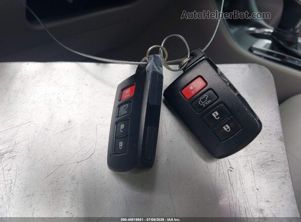 5TDJZRFH0JS866596 2018 TOYOTA HIGHLANDER Green Widok deski rozdzielczej