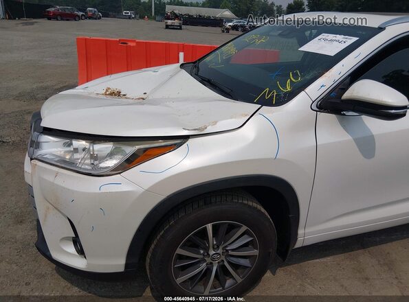 5TDJZRFH0JS869501 2018 TOYOTA HIGHLANDER White წინა ხედი