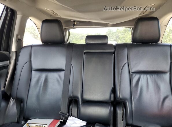 5TDJZRFH0KS574657 2019 TOYOTA HIGHLANDER White Widok tylnych siedzeń