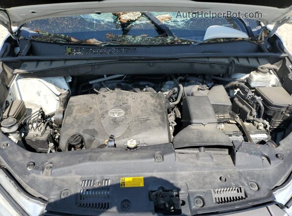 5TDJZRFH0KS574657 2019 TOYOTA HIGHLANDER White Widok komory silnika