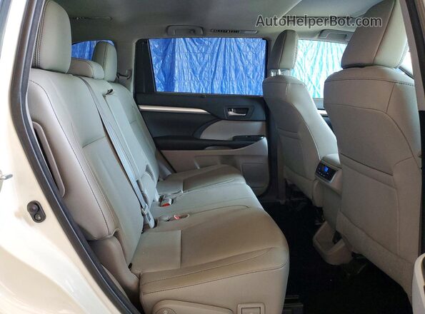5TDJZRFH1HS478190 2017 TOYOTA HIGHLANDER White Vista interior trasera