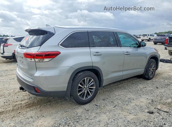 5TDJZRFH1JS557753 2018 TOYOTA HIGHLANDER Silver უკანა მარჯვენა