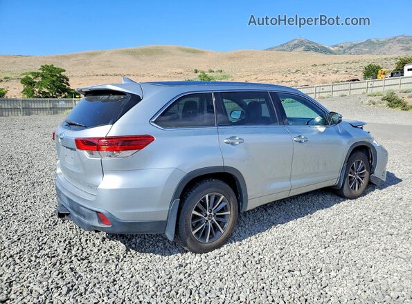 5TDJZRFH1JS560362 2018 TOYOTA HIGHLANDER Silver Rear right