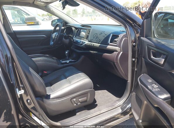 5TDJZRFH1JS562516 2018 TOYOTA HIGHLANDER Black Front interior view