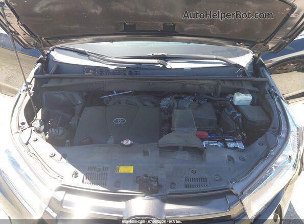 5TDJZRFH1JS562516 2018 TOYOTA HIGHLANDER Black Rear view