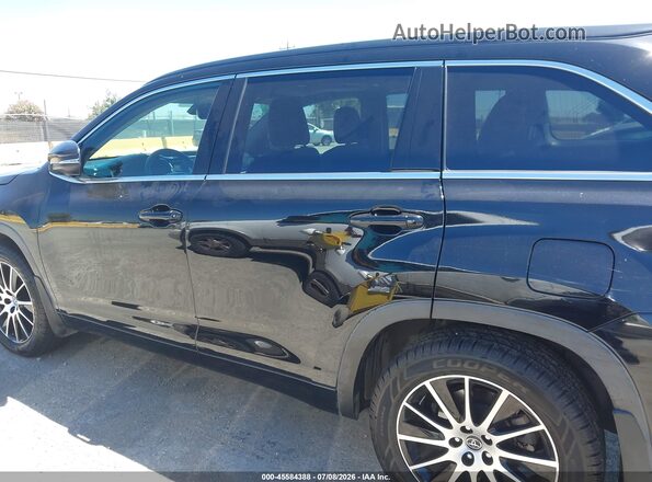 5TDJZRFH1JS562516 2018 TOYOTA HIGHLANDER Black 360 interior view