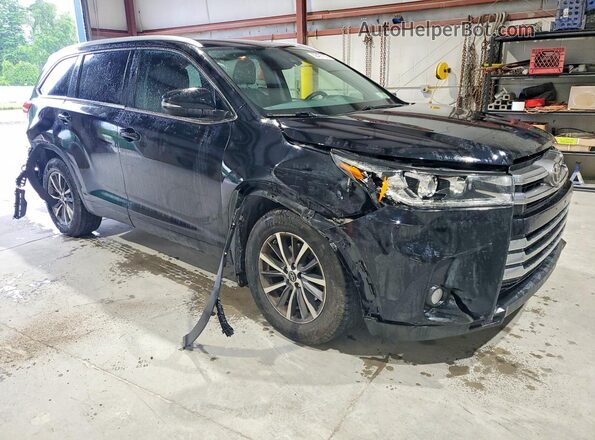 5TDJZRFH1JS885223 2018 TOYOTA HIGHLANDER Черный Передняя правая четверть