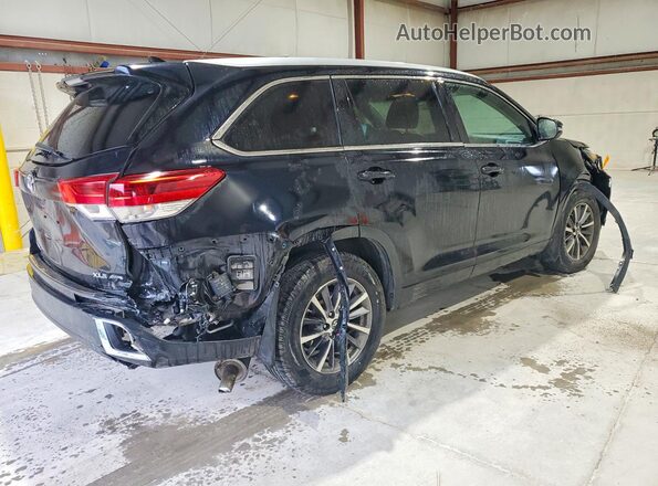 5TDJZRFH1JS885223 2018 TOYOTA HIGHLANDER Черный Задняя правая четверть