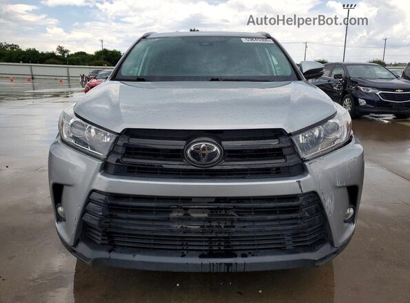 5TDJZRFH1JS895749 2018 TOYOTA HIGHLANDER Silver წინა ხედი