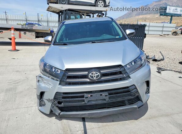 5TDJZRFH1KS609996 2019 TOYOTA HIGHLANDER Silver Front view