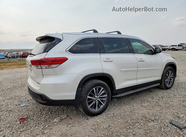 5TDJZRFH1KS615040 2019 TOYOTA HIGHLANDER White Rear right